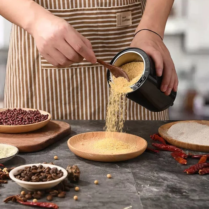 06_189f0a83-e193-45d1-aa11-37fb171a2885_700x700